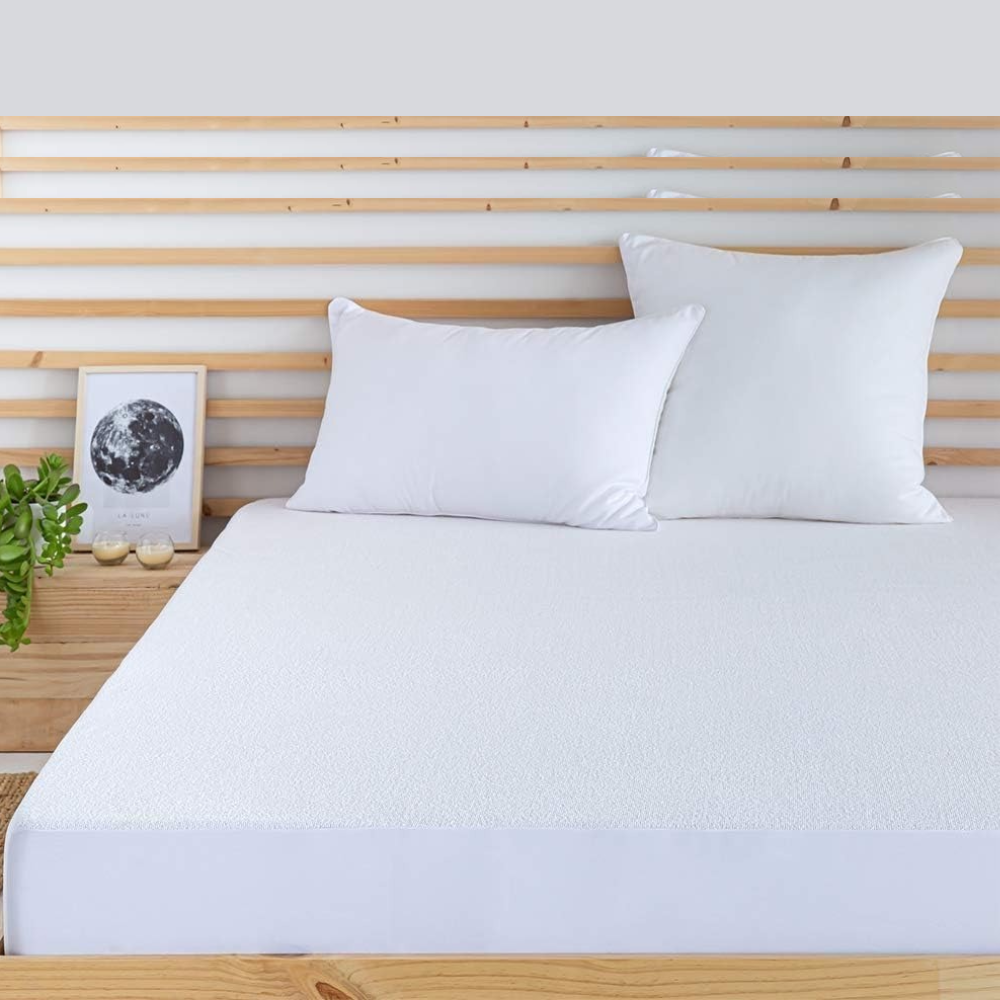 Terry Towelling Waterproofand Breathable Mattress Protector