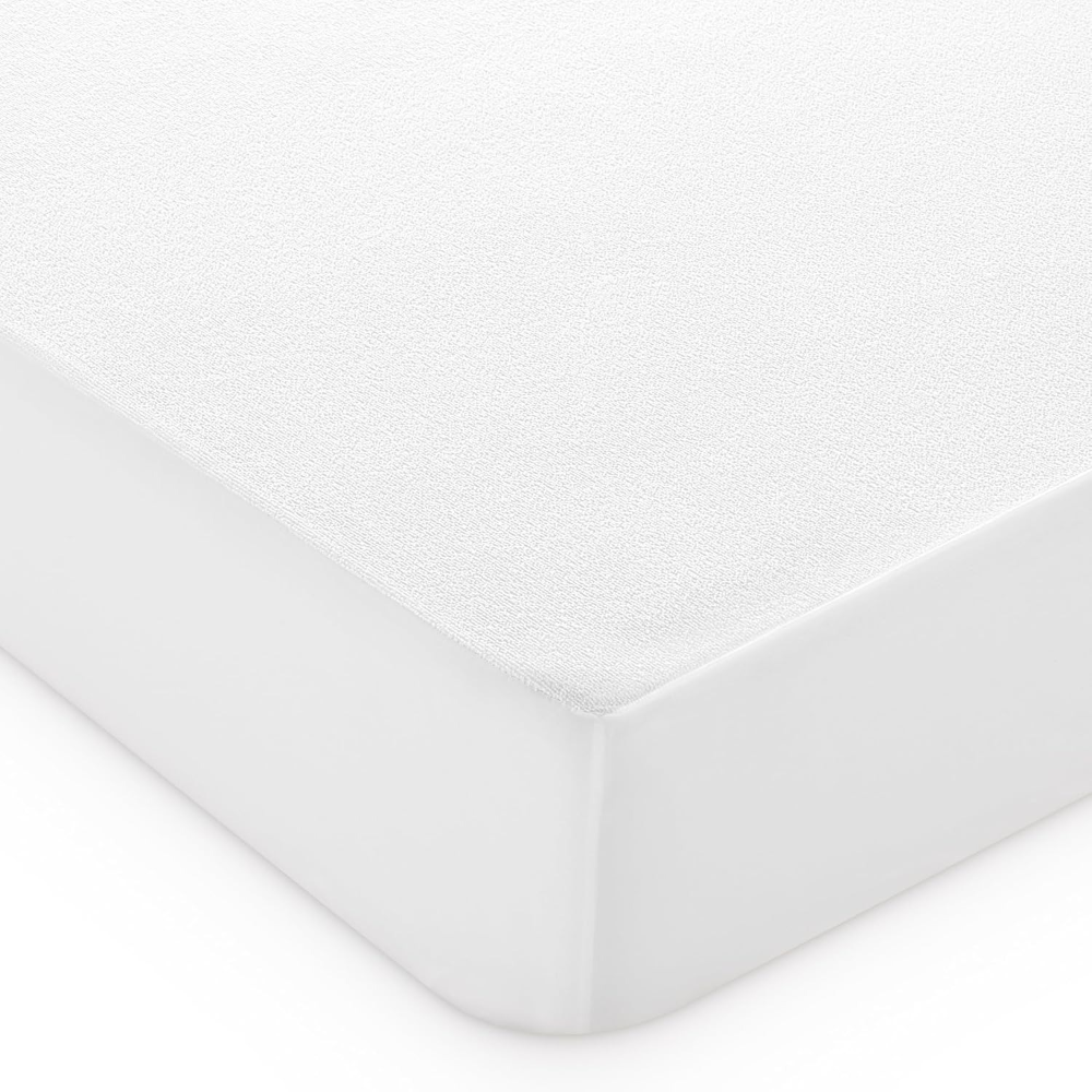 Terry Towelling Waterproofand Breathable Mattress Protector