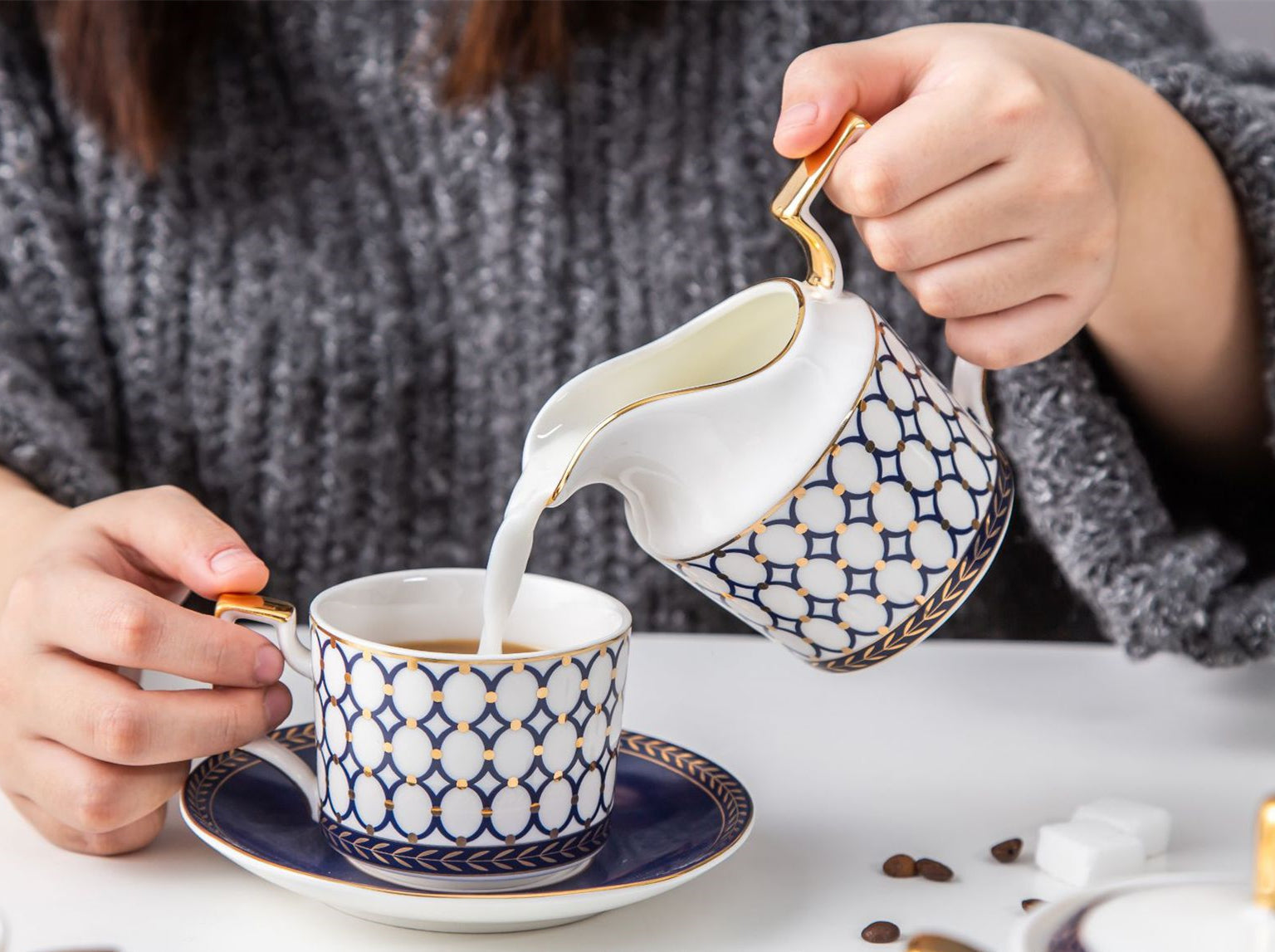 New Design Retro Blue Rings Bone China Tea & Coffee Set