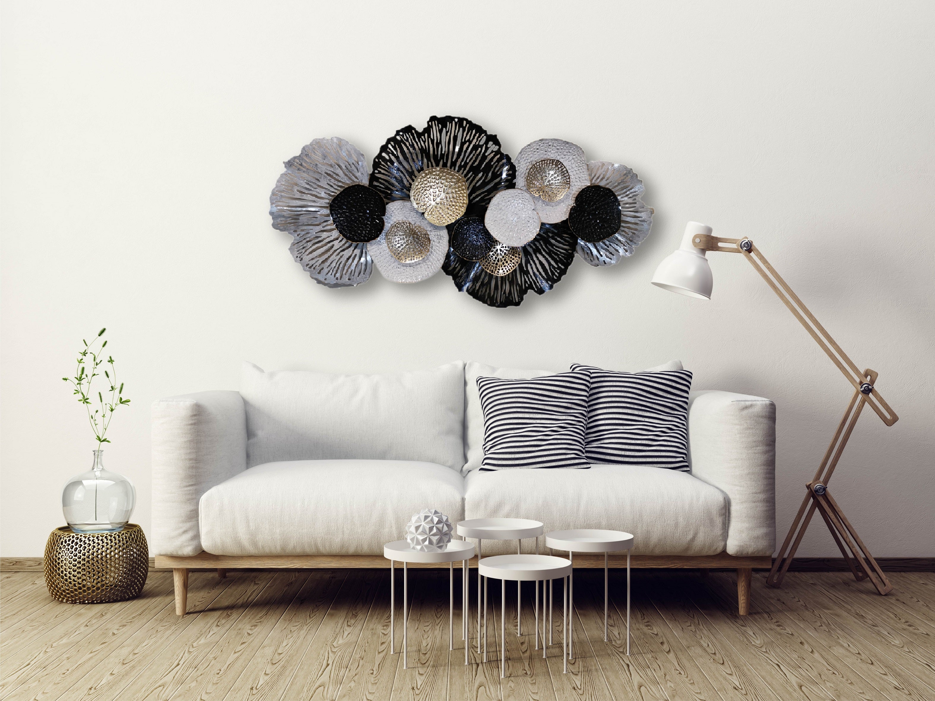 Metal Wall Art Large Flower Black & White HW02850