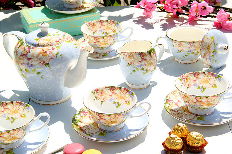 Popular Blue Flowers Bone China Tea & Coffee Set