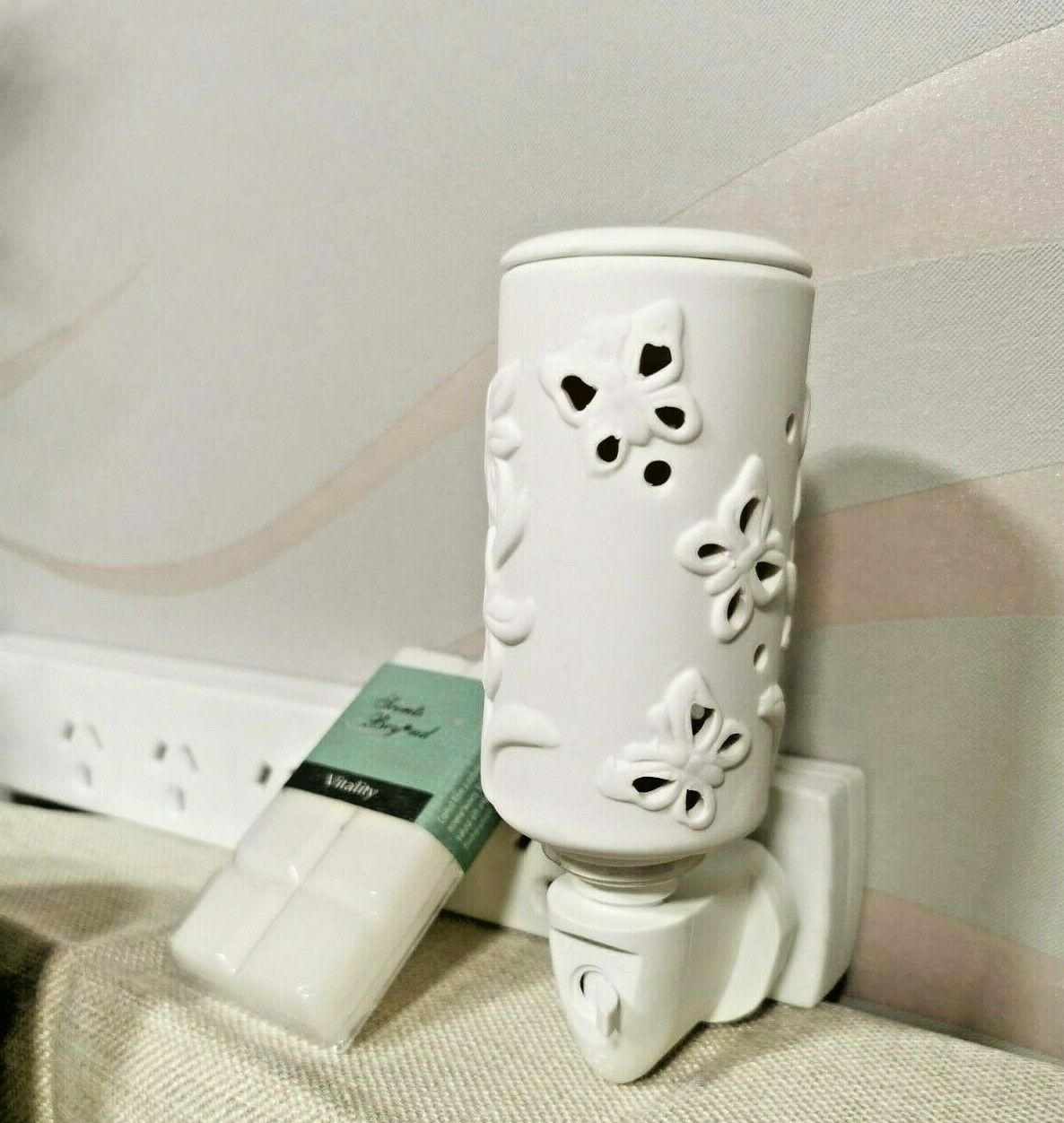 Elect Nightlight Oil Burner Butterfly b02539