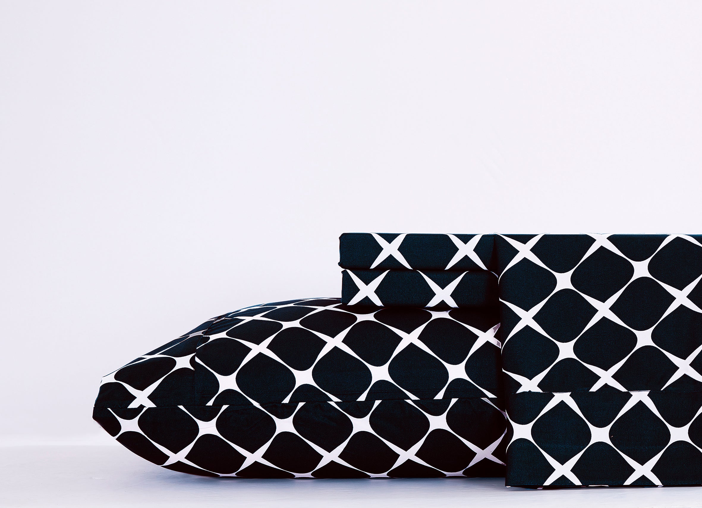 Luxury 1500 Count 4 pc Printed Sheet Sets